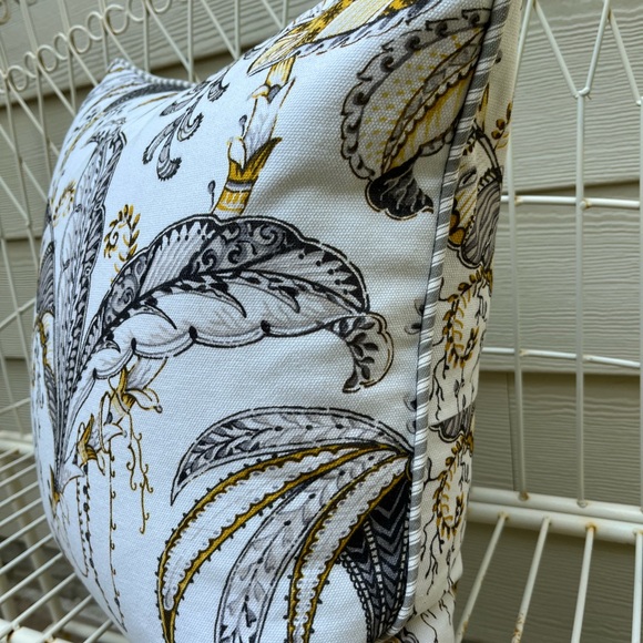 Elegant White and Gold Accent Pillow Casing. High end fabric custom made. New